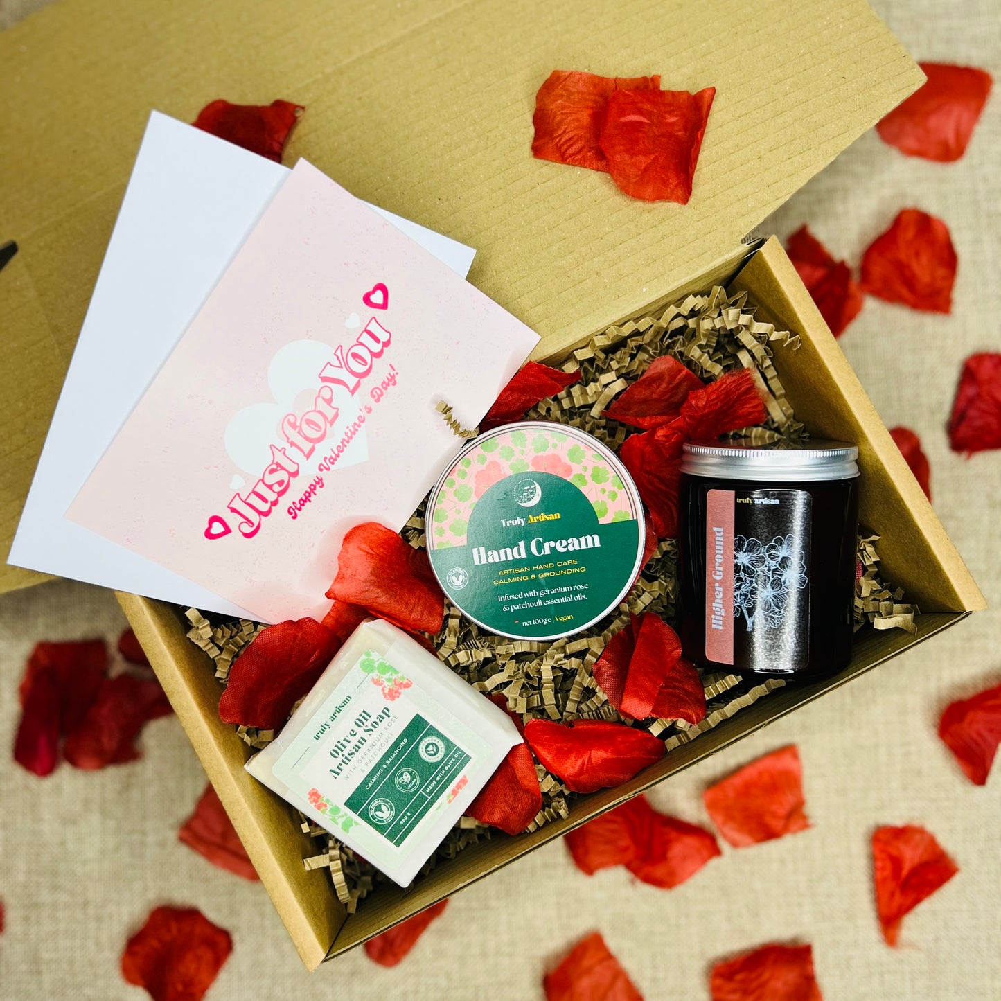 Pamper Valentines Gift Set (v)